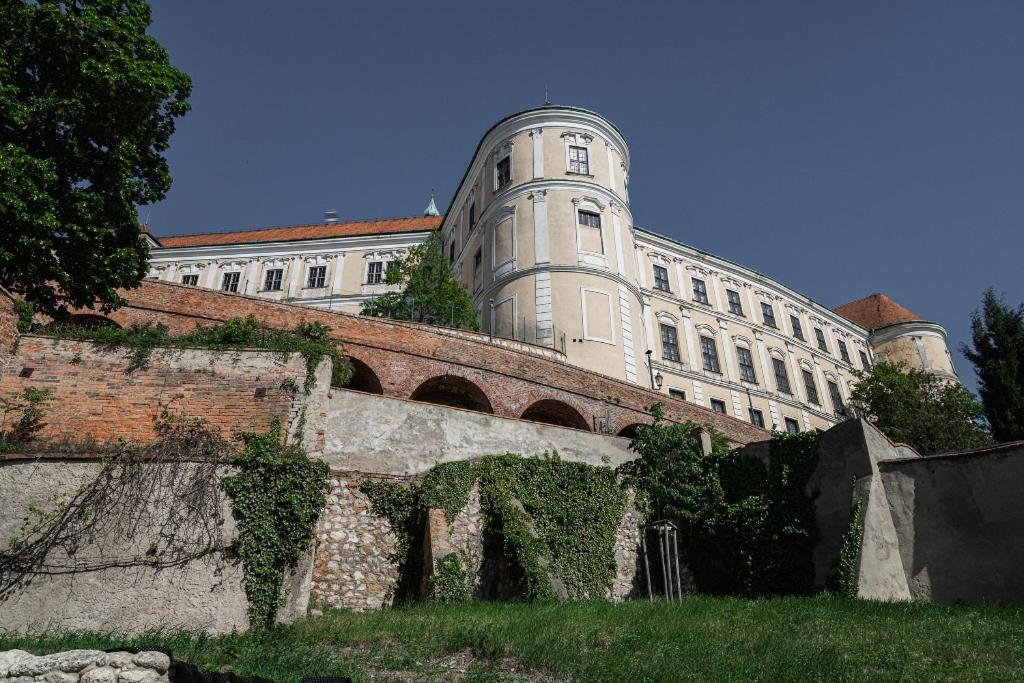 Penzion Kardinal Mikulov Εξωτερικό φωτογραφία